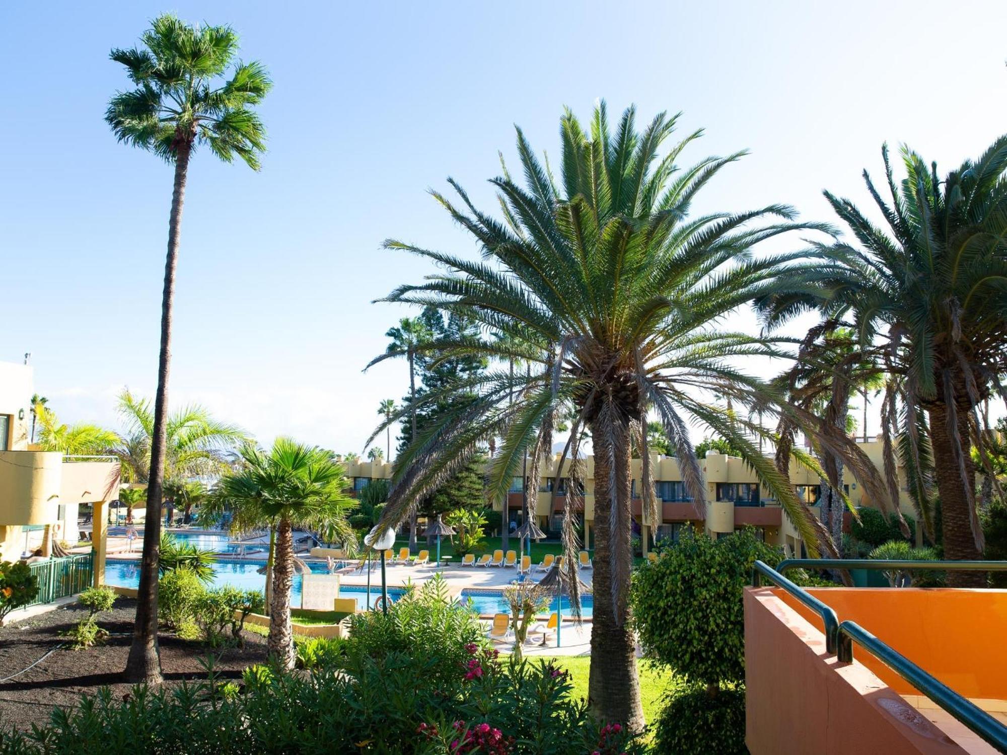 Oeste Tere Apartment *